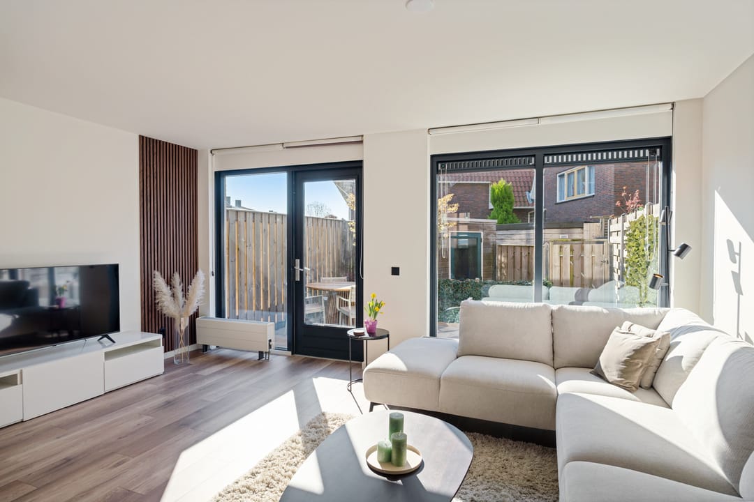 Photo 2 of Weidevogellaan 101