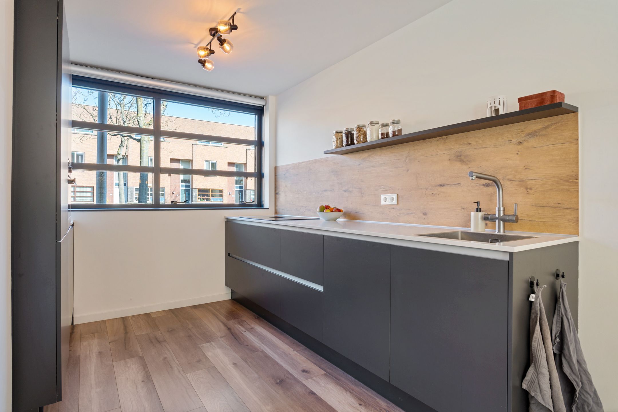 Photo 3 of Weidevogellaan 101