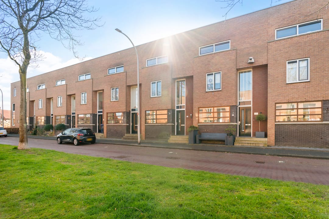 Photo 56 of Weidevogellaan 101