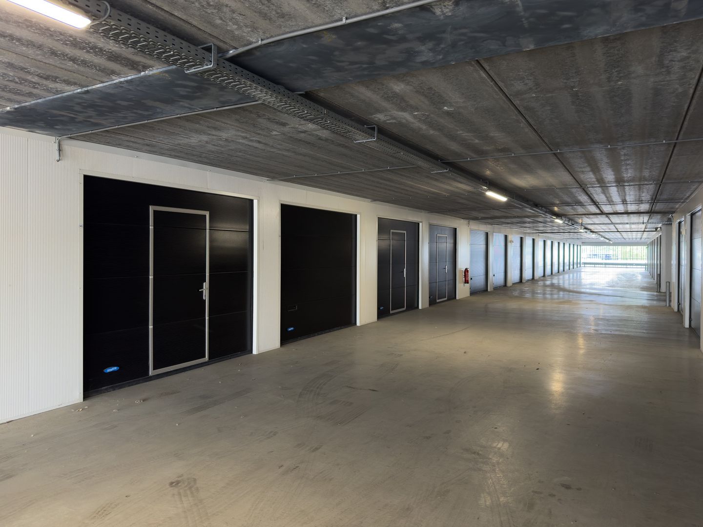 Foto 14 van Industrieweg 69-144