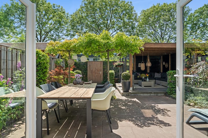 Foto 3 van Van Doesburg-erf 83