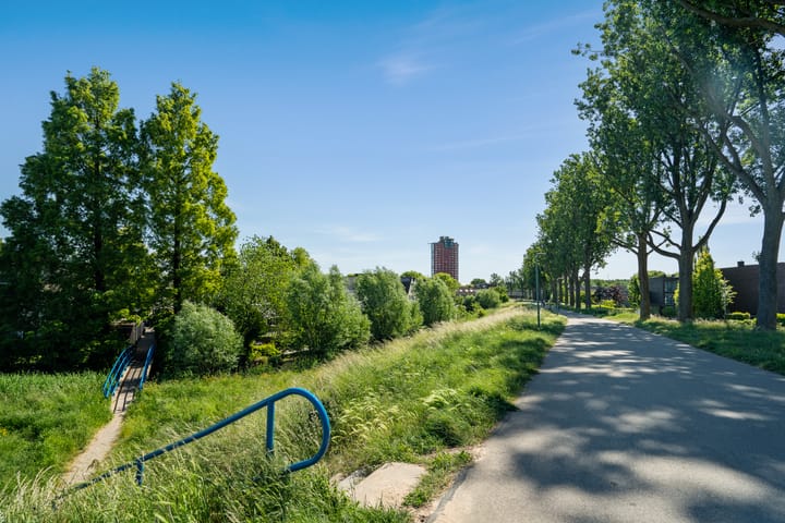 Foto 44 van Van Doesburg-erf 83