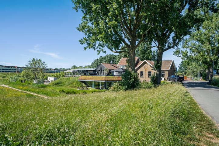 Foto 46 van Van Doesburg-erf 83