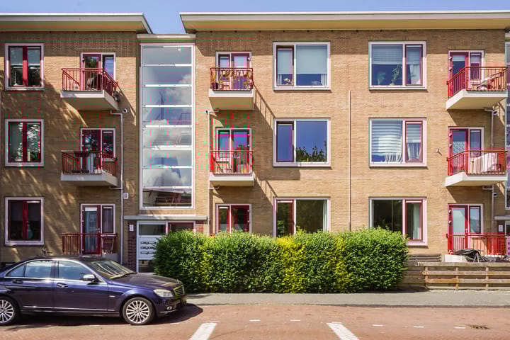 Foto 1 van Woudenbergstraat 123