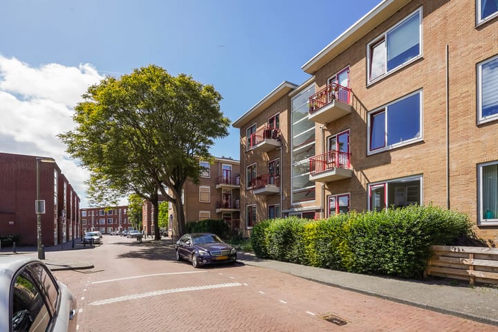 Foto 6 van Woudenbergstraat 123