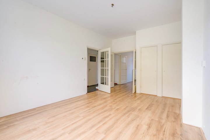 Foto 15 van Woudenbergstraat 123