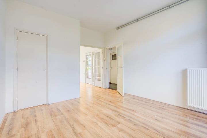 Foto 19 van Woudenbergstraat 123