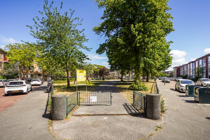 Foto 30 van Woudenbergstraat 123