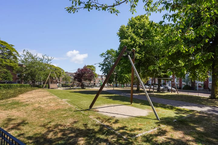 Foto 35 van Woudenbergstraat 123