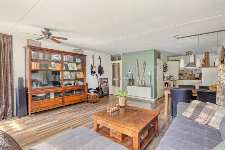 Foto 14 van Hobostraat 1