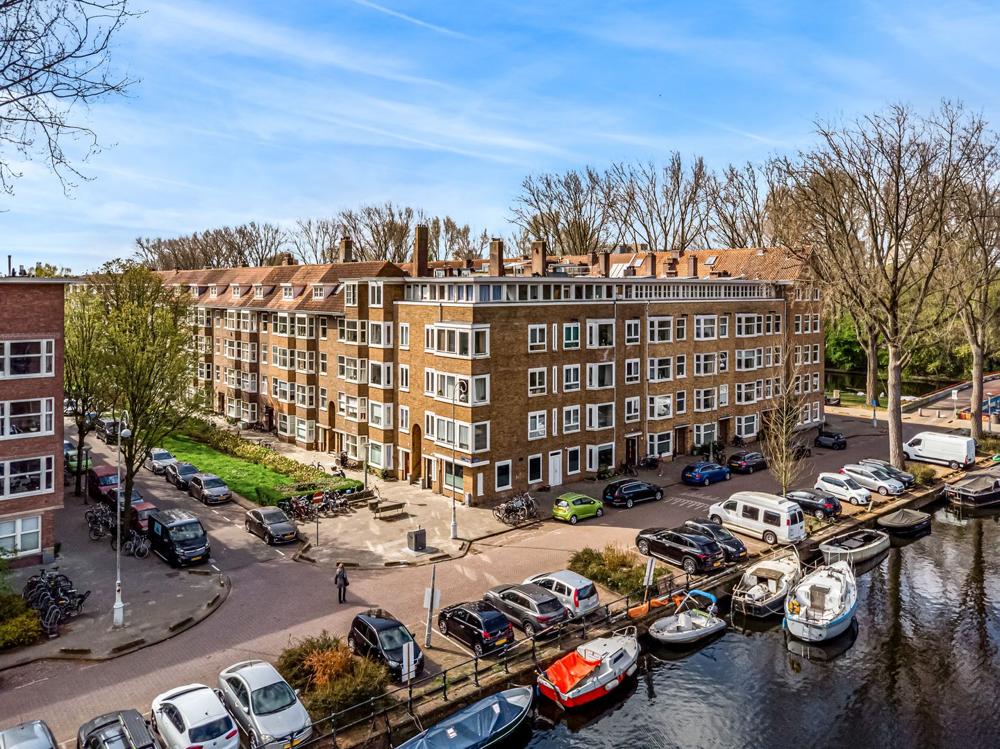 Photo 4 of Van Walbeeckstraat 107-H