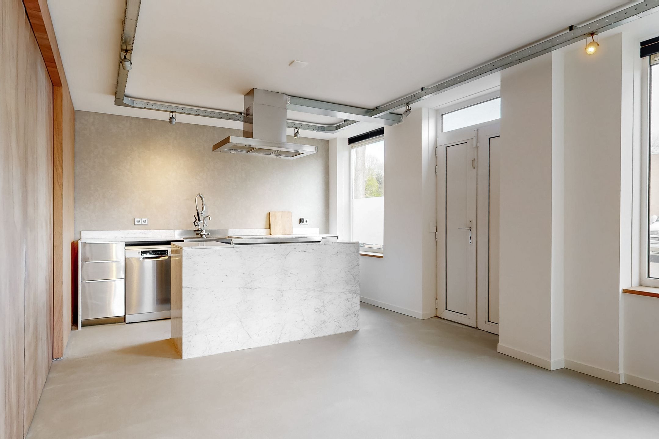 Photo 6 of Van Walbeeckstraat 107-H