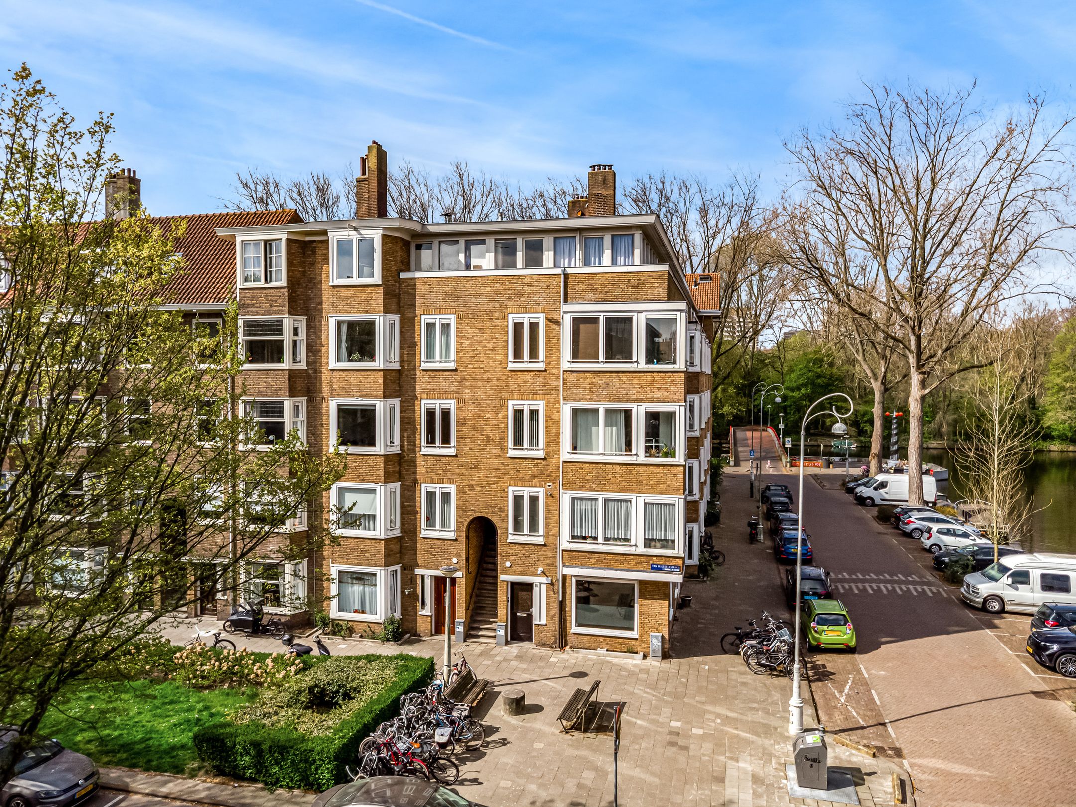 Photo 24 of Van Walbeeckstraat 107-H