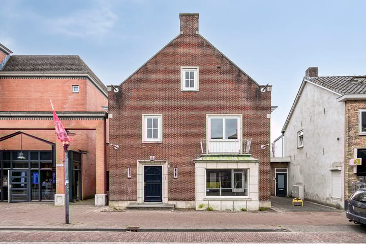 Photo 4 of Hoofdstraat 5