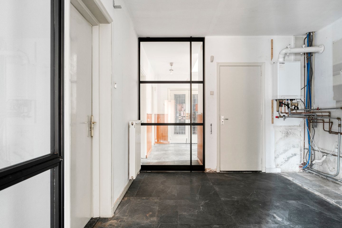 Photo 19 of Hoofdstraat 5