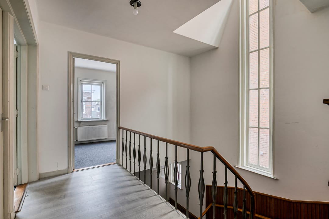 Photo 23 of Hoofdstraat 5