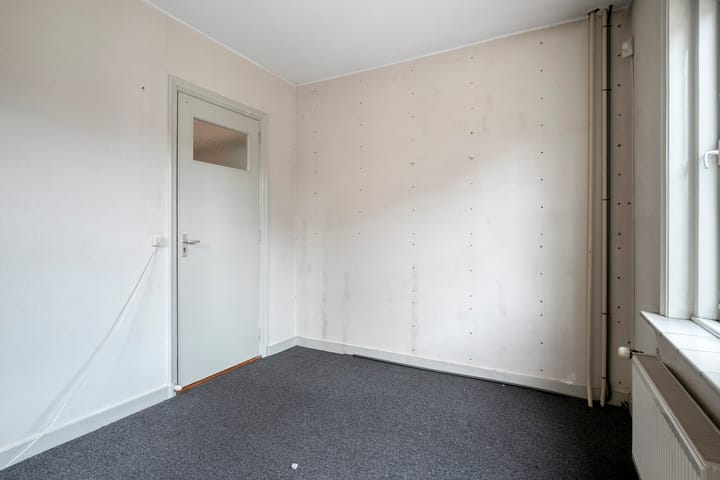 Photo 27 of Hoofdstraat 5