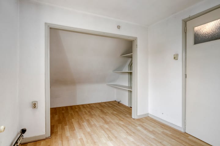 Photo 40 of Hoofdstraat 5