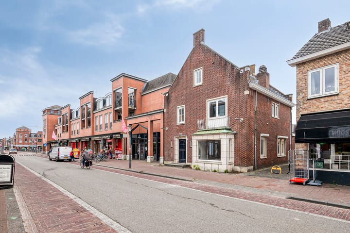 Photo 35 of Hoofdstraat 5