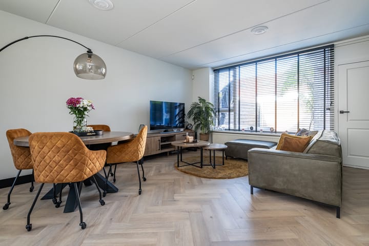 Foto 3 van Tuinfluiter 12