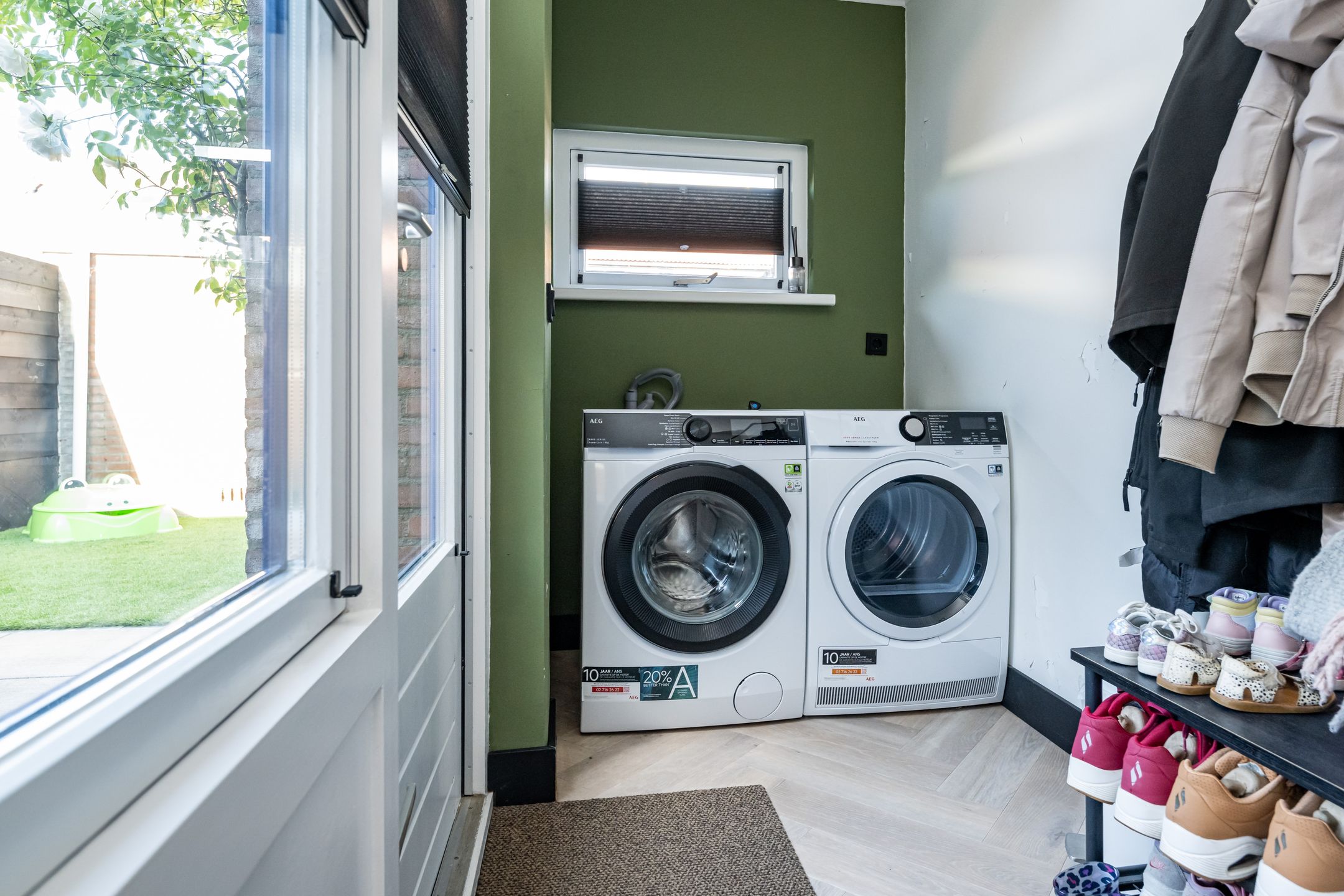 Photo 12 of Tuinfluiter 12