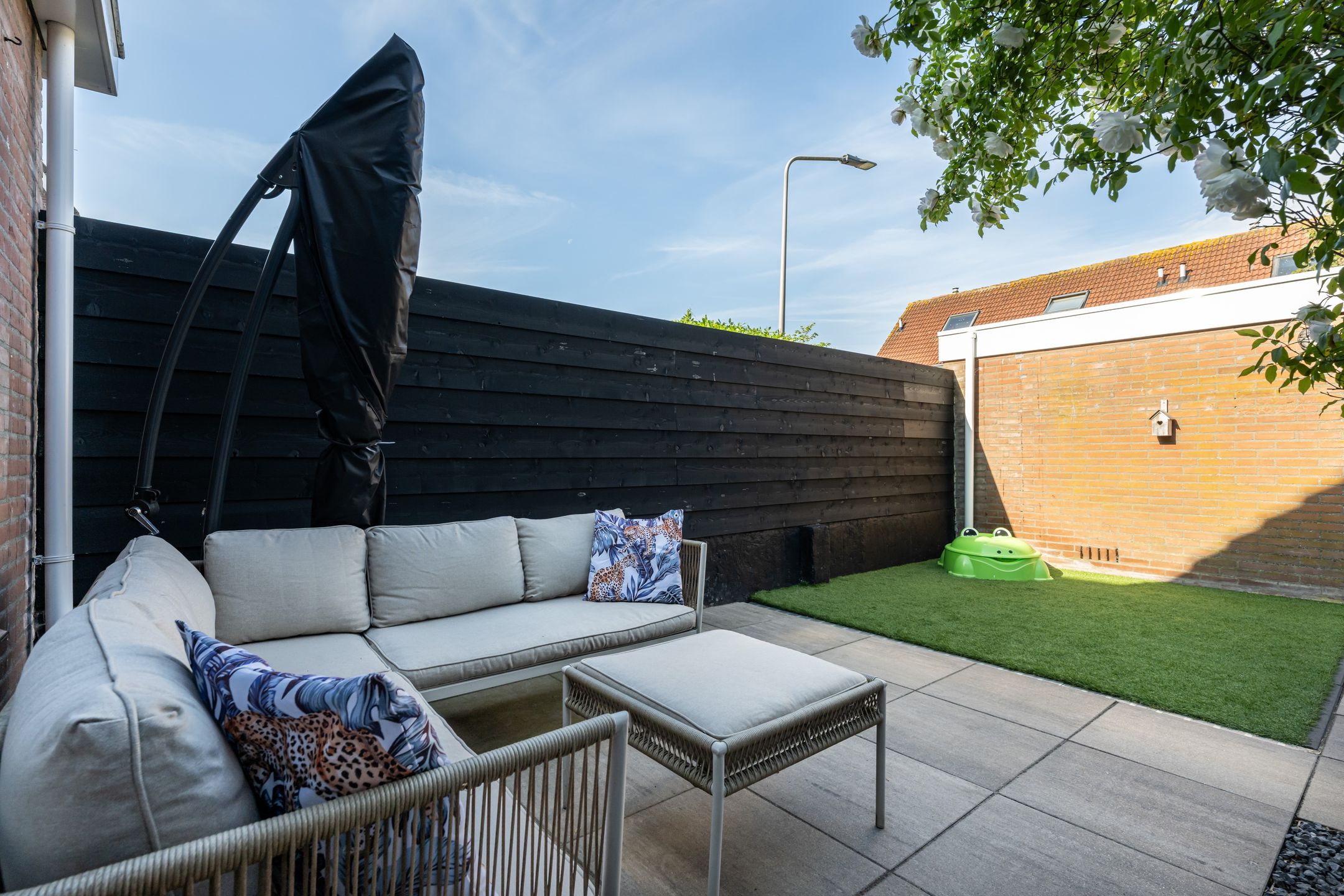 Photo 24 of Tuinfluiter 12