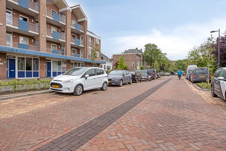 Foto 16 van Teteringsedijk 82-A