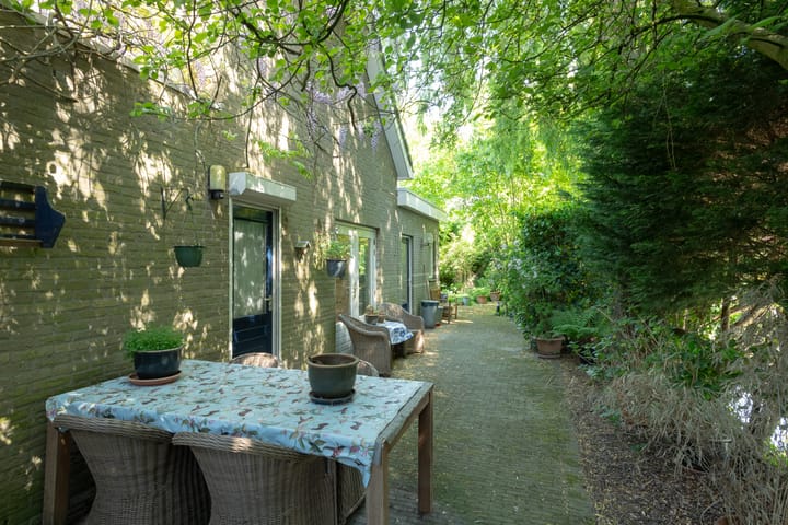 Photo 25 of Elisabeth Catsvliet 14