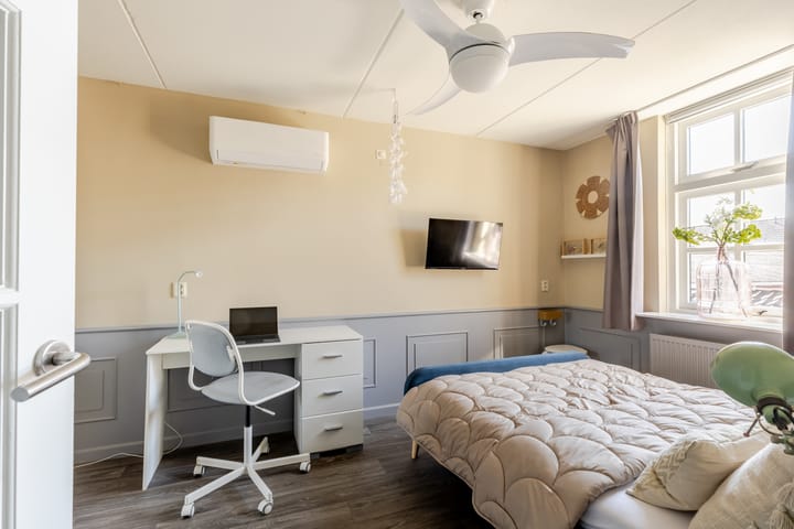 Foto 16 van Beneden Havendijk 13