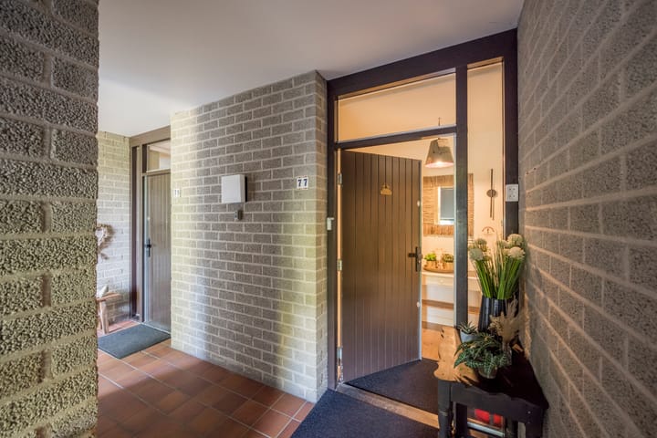 Photo 33 of van Weedestraat 77