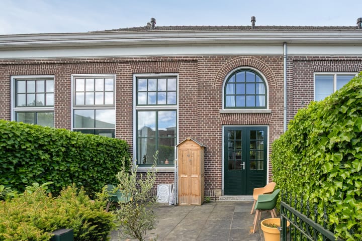 Foto 1 van Spoorstraat 2-A