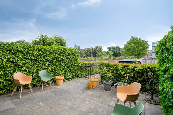 Foto 24 van Spoorstraat 2-A