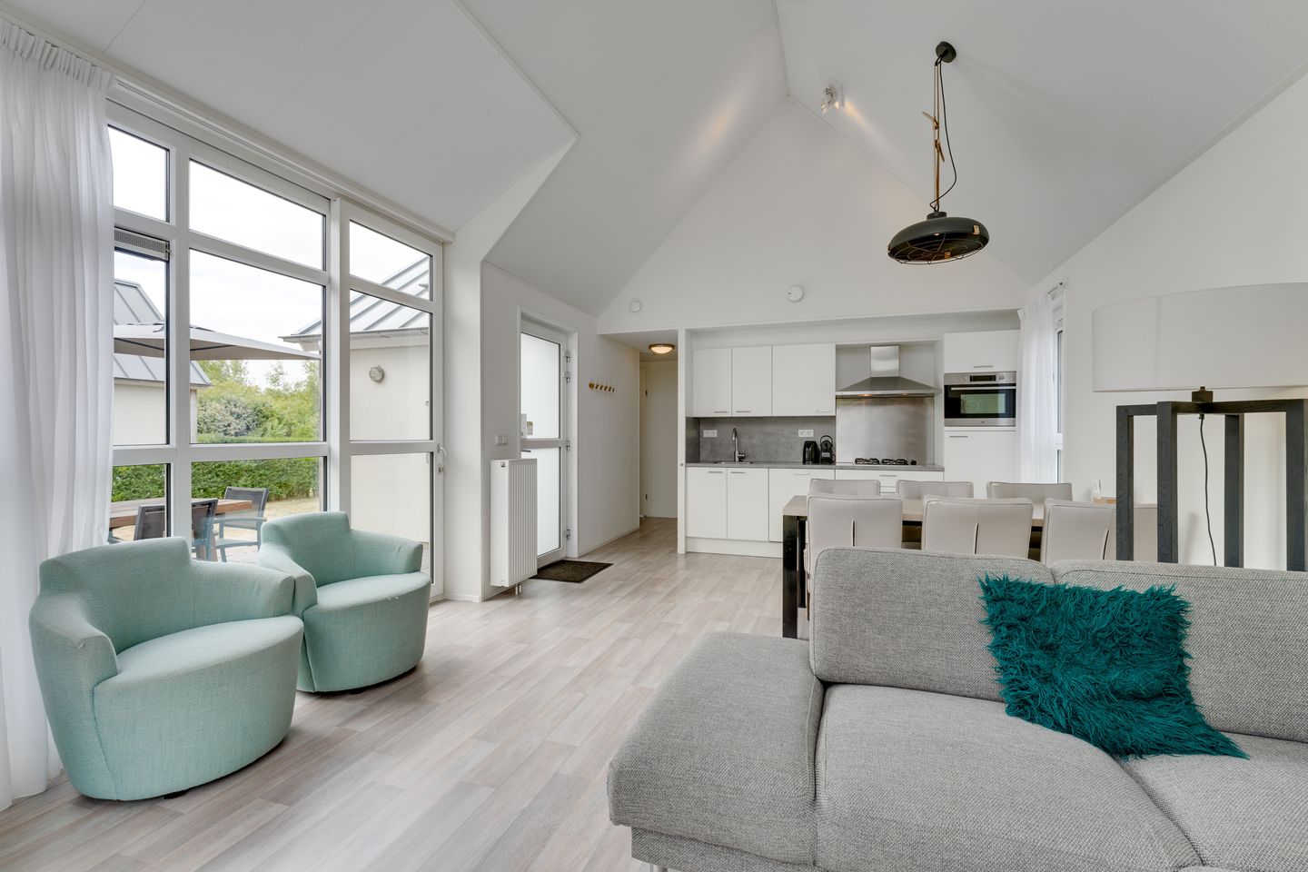 Foto 10 van Zeedijk 24-230