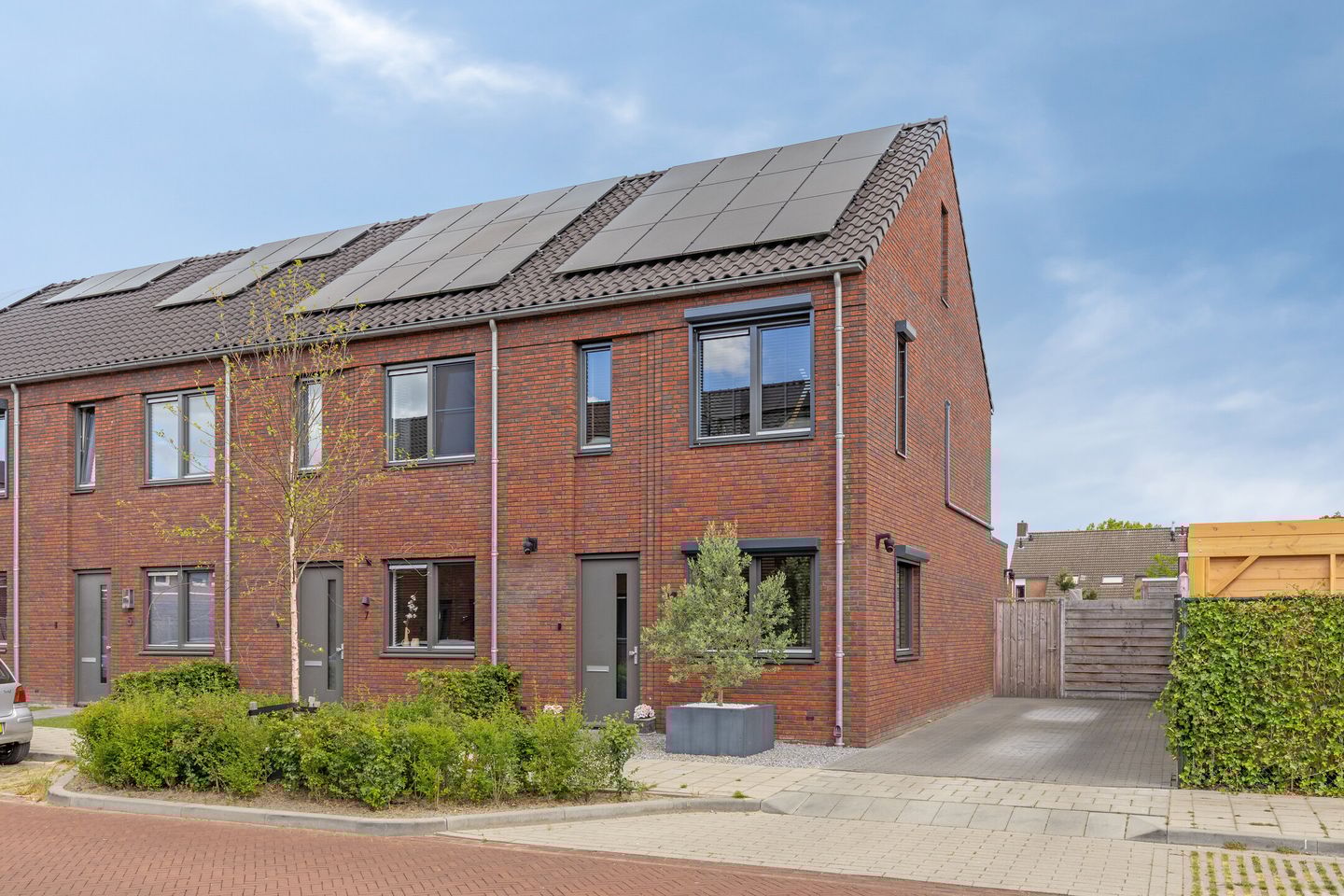 Foto 1 van Zuideind 9