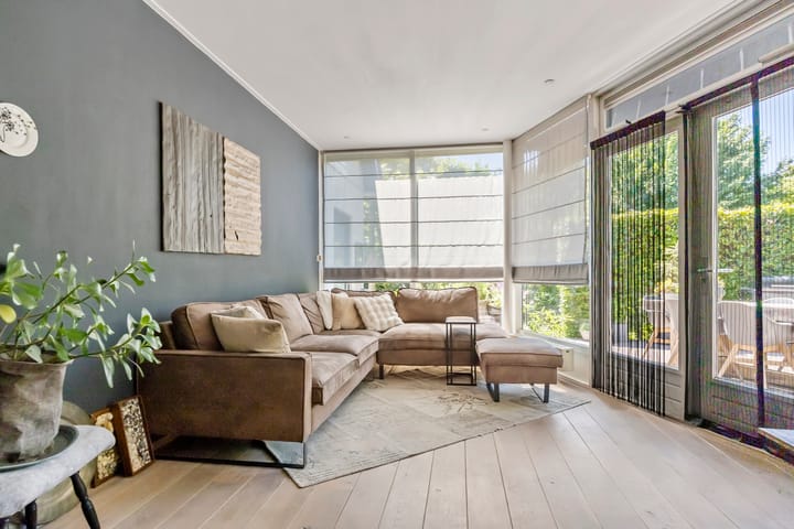 Photo 2 of Kerkeinde 16