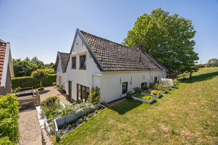 Photo 4 of Kerkeinde 16