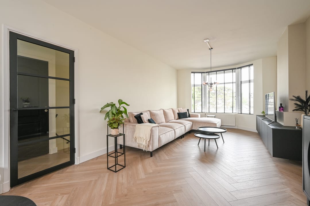 Foto 8 van Scheepvaartplein 8-B