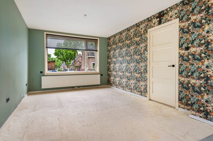 Photo 9 of Lorkenstraat 7