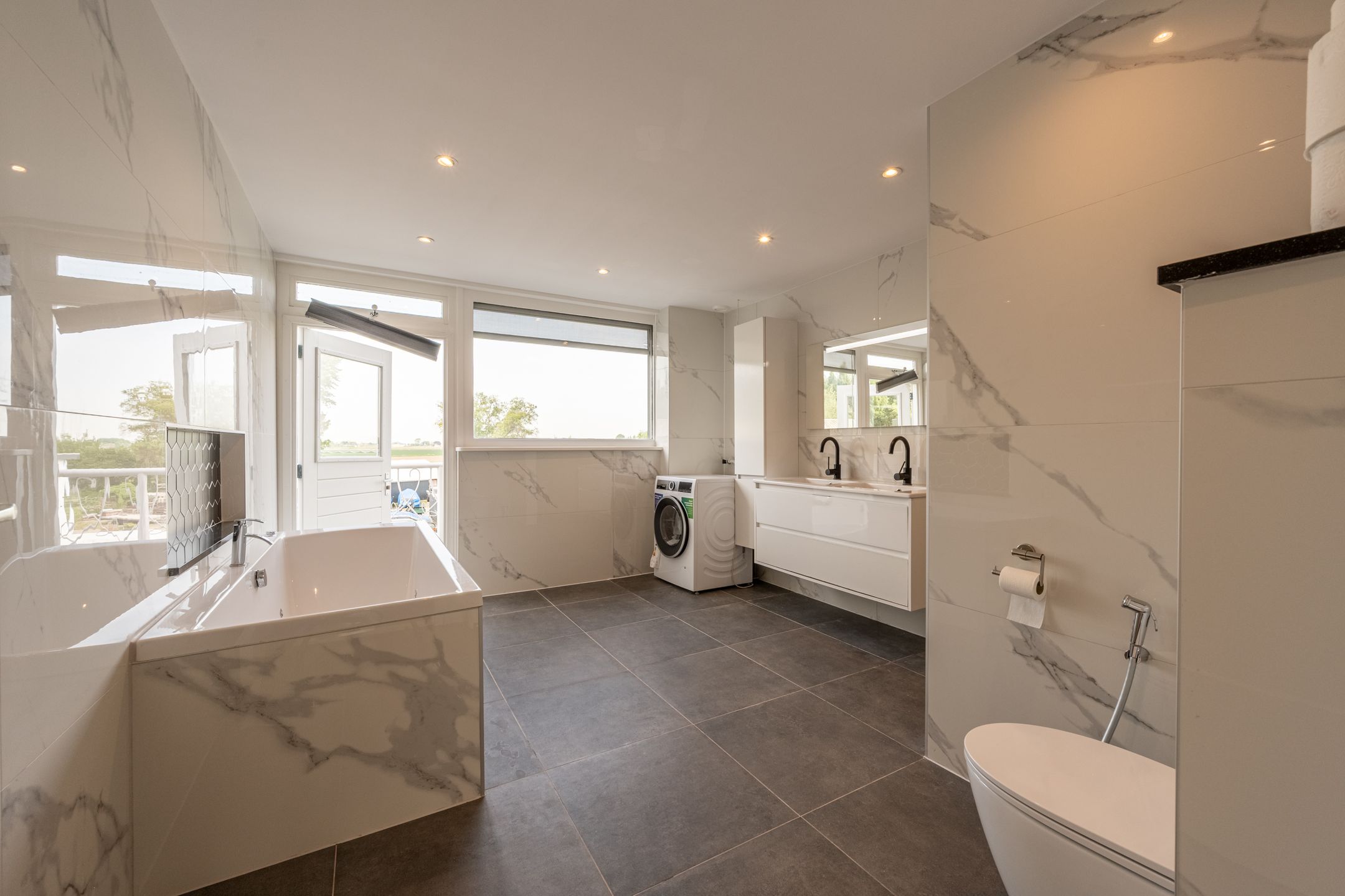 Foto 24 van Westdijk 58