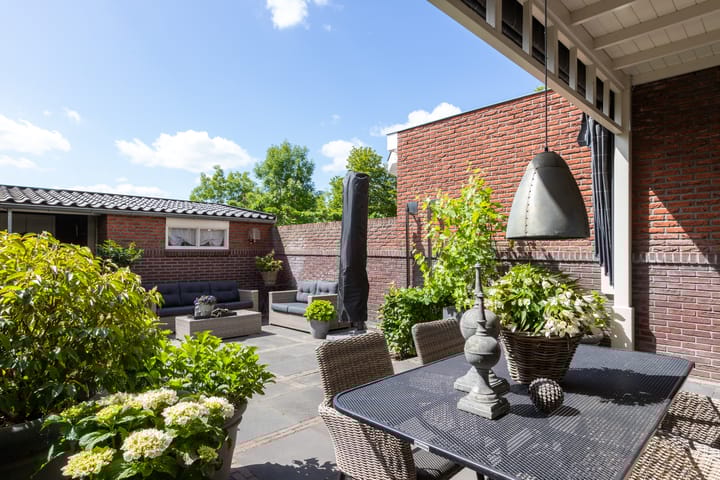 Foto 63 van Graaf Florisweg 134