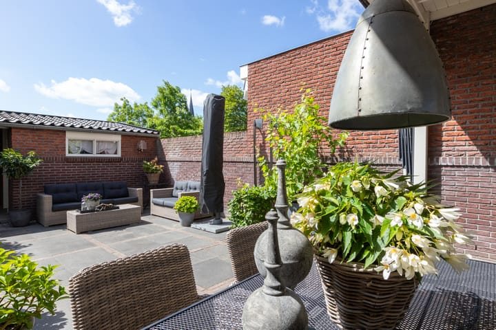 Foto 65 van Graaf Florisweg 134