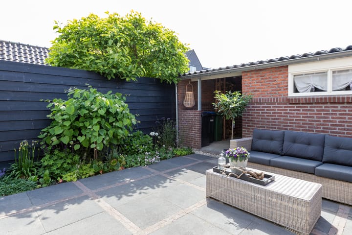 Foto 67 van Graaf Florisweg 134