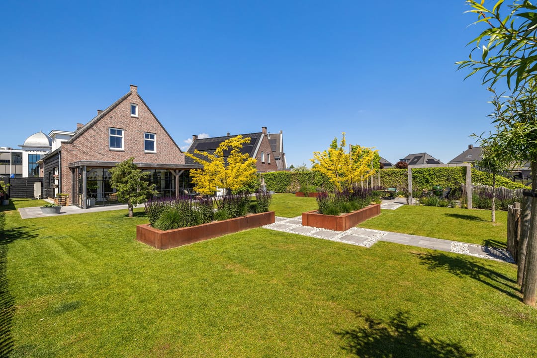 Photo 58 of Essenlaan 96