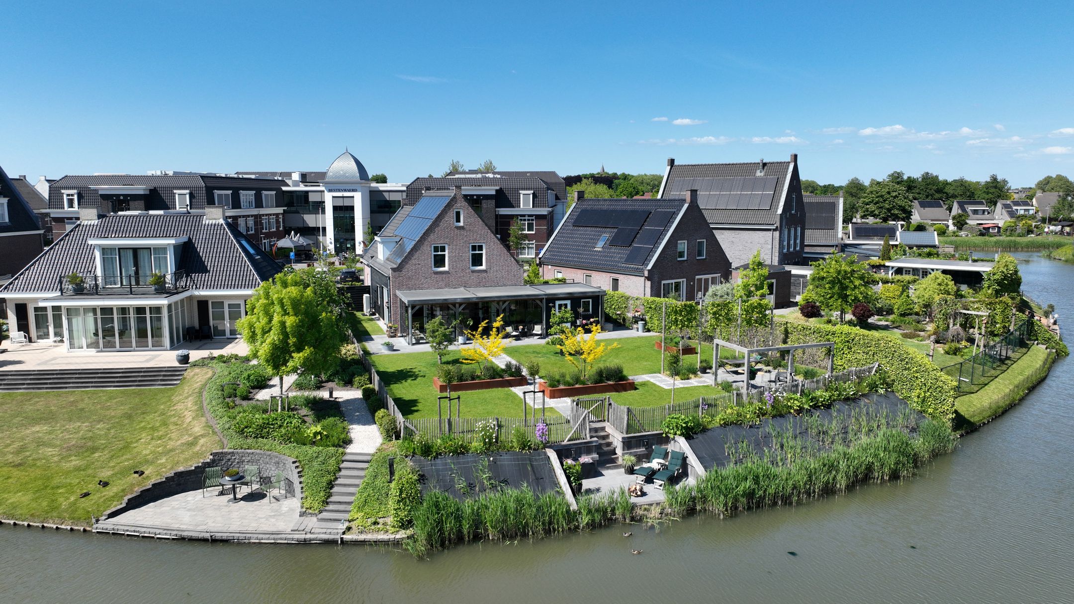 Photo 63 of Essenlaan 96