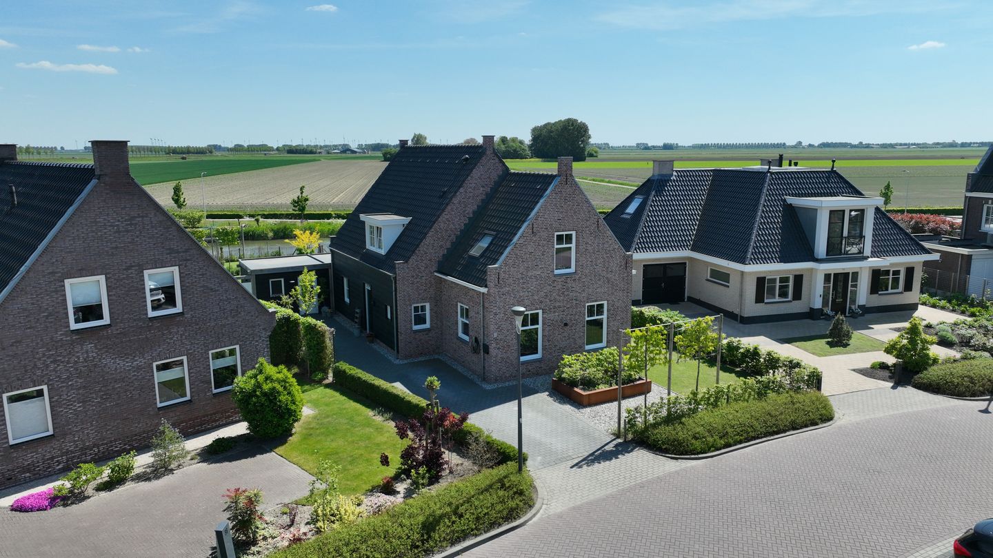 Photo 64 of Essenlaan 96