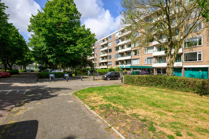 Foto 1 van Burgemeester Caan van Necklaan 560