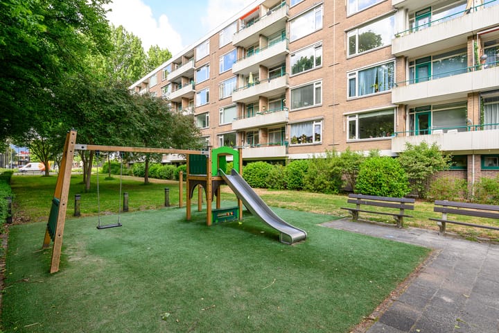 Foto 17 van Burgemeester Caan van Necklaan 560