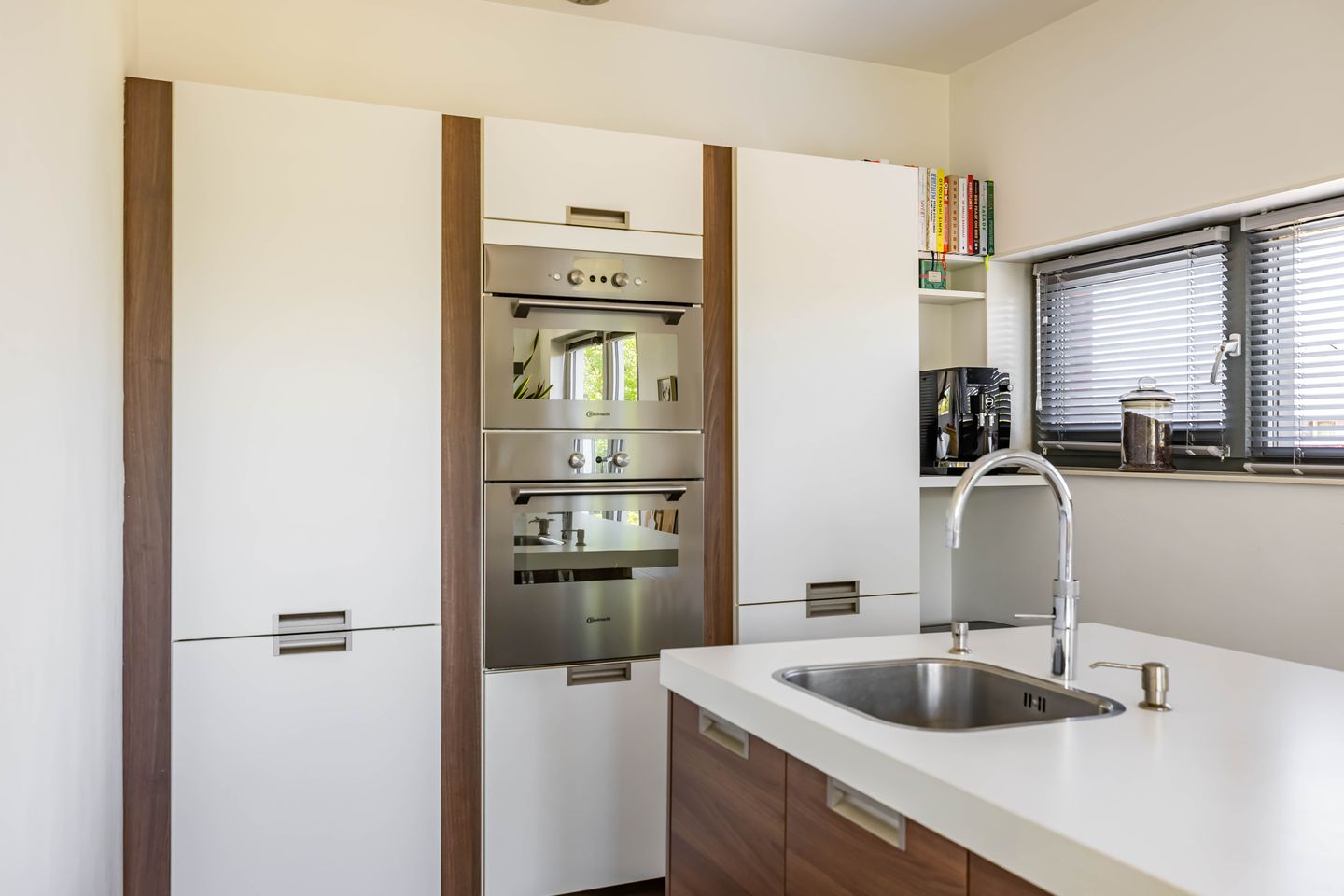 Foto 19 van Jan Woltherslaan 1