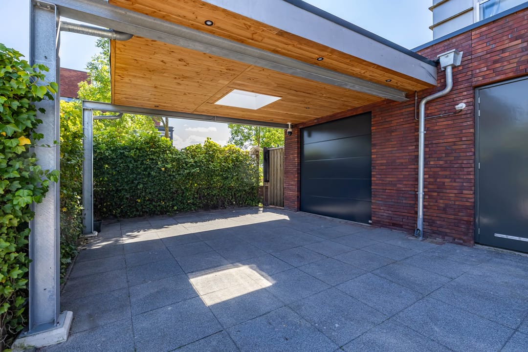 Foto 37 van Jan Woltherslaan 1