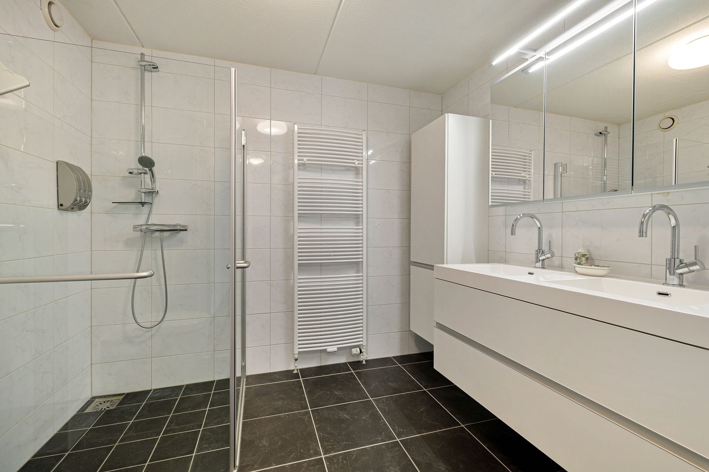 Foto 5 van Marktweg 79-13